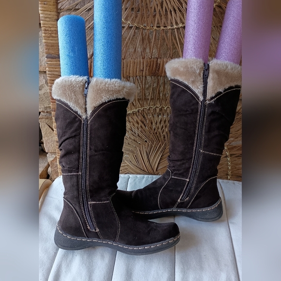 Wear Ever Cozy Chocolate Suede Women's Winter Boots_7 - Picture 5 of 7